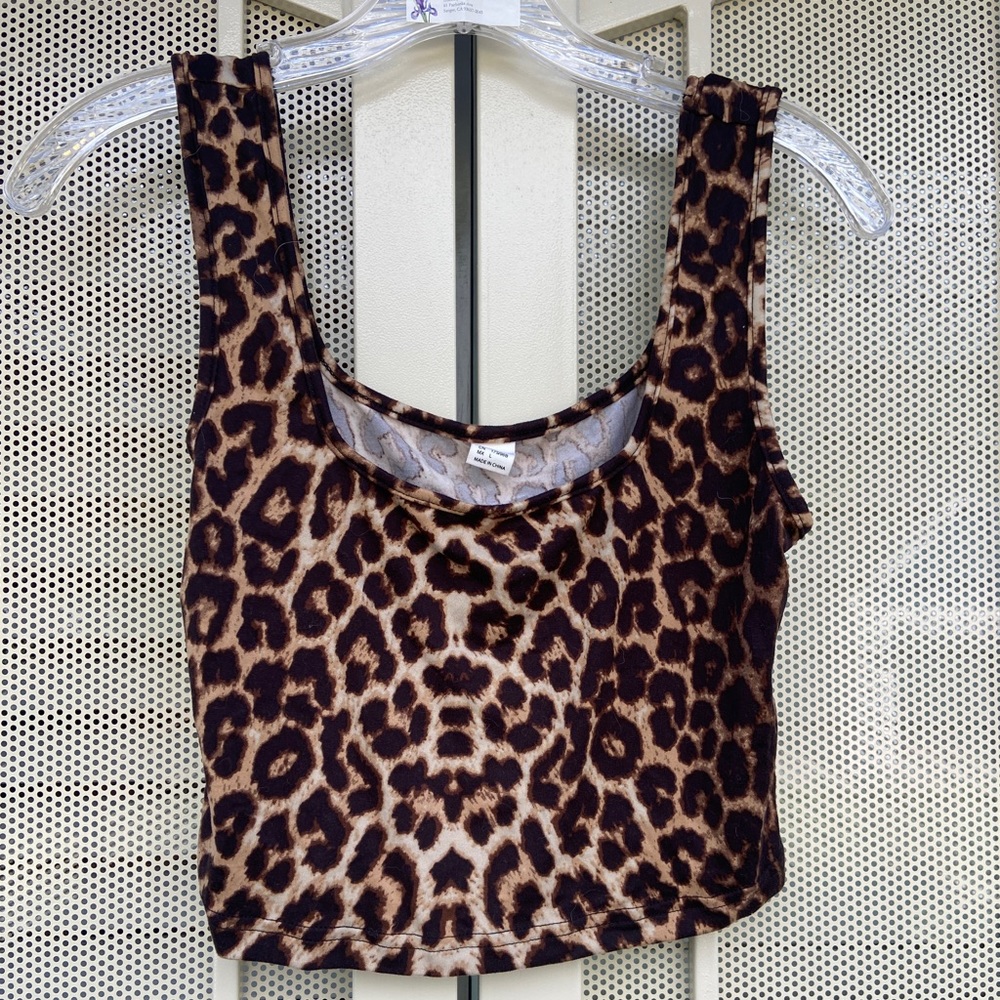 Leopard crop tank top